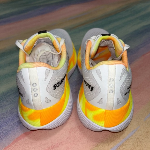 Saucony Endorphin Trainer Running Shoes in White Black Yellow Orange Women's 8 - Picture 6 of 9